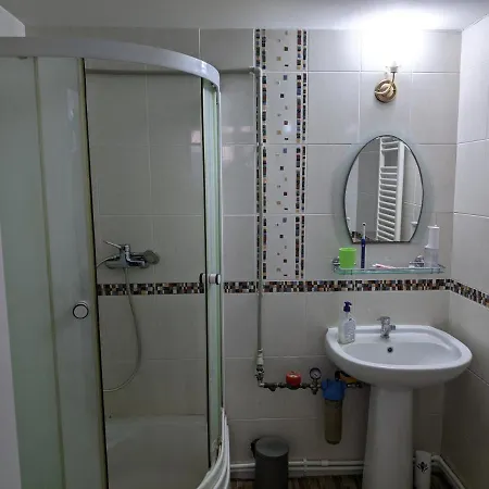 Alloggio in famiglia Spacious Shared Studio-apartment In *